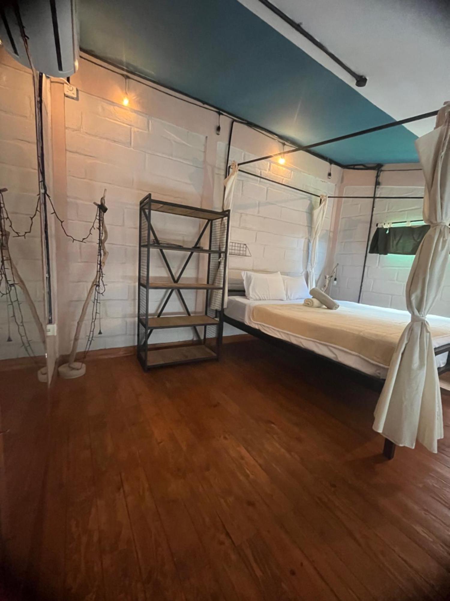 Surf Loft With Private Kitchen And Shared Pool * Canggu (Bali)
