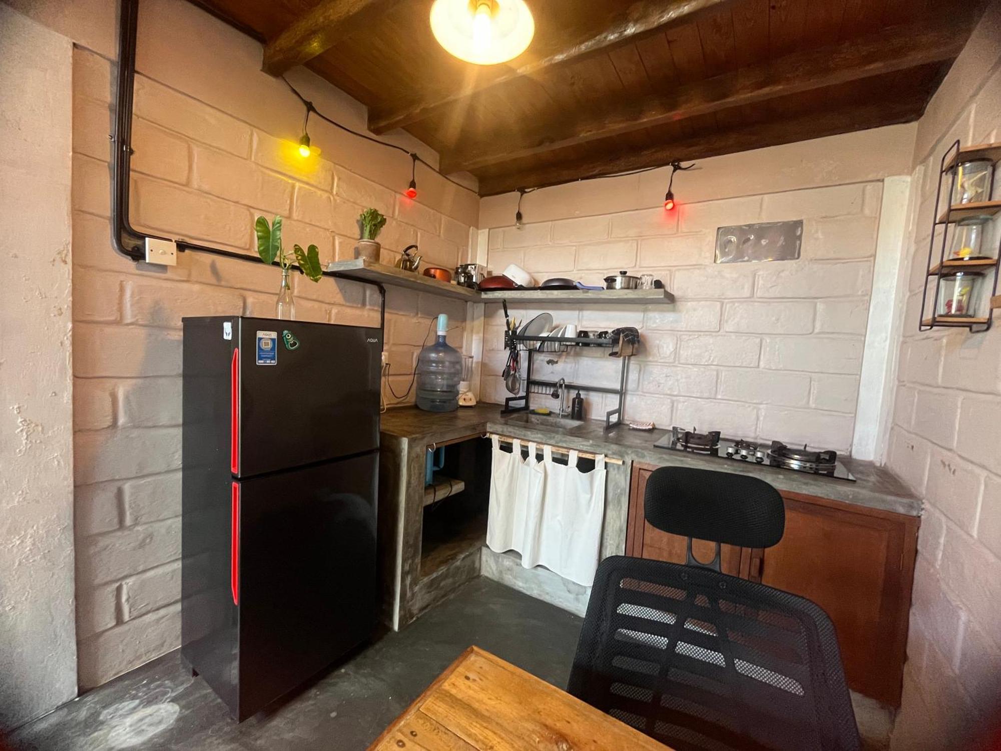 Surf Loft With Private Kitchen And Shared Pool