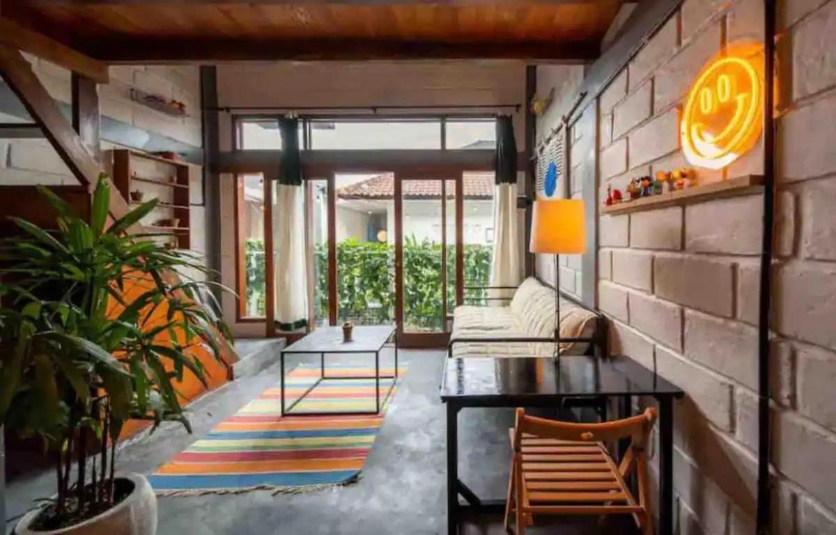 Surf Loft With Private Kitchen And Shared Pool अपार्टमेंट *