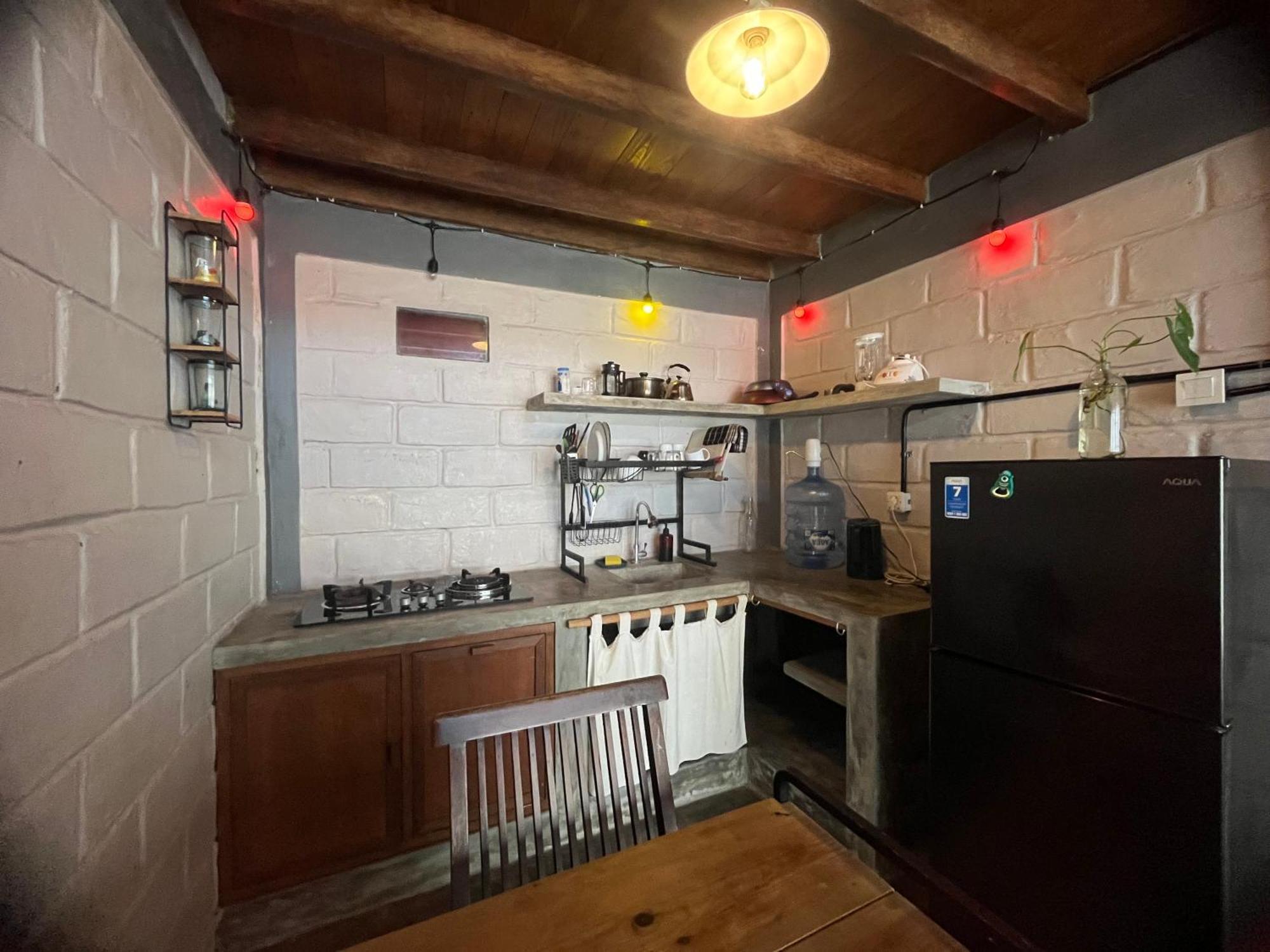 Surf Loft With Private Kitchen And Shared Pool * Canggu (Bali)