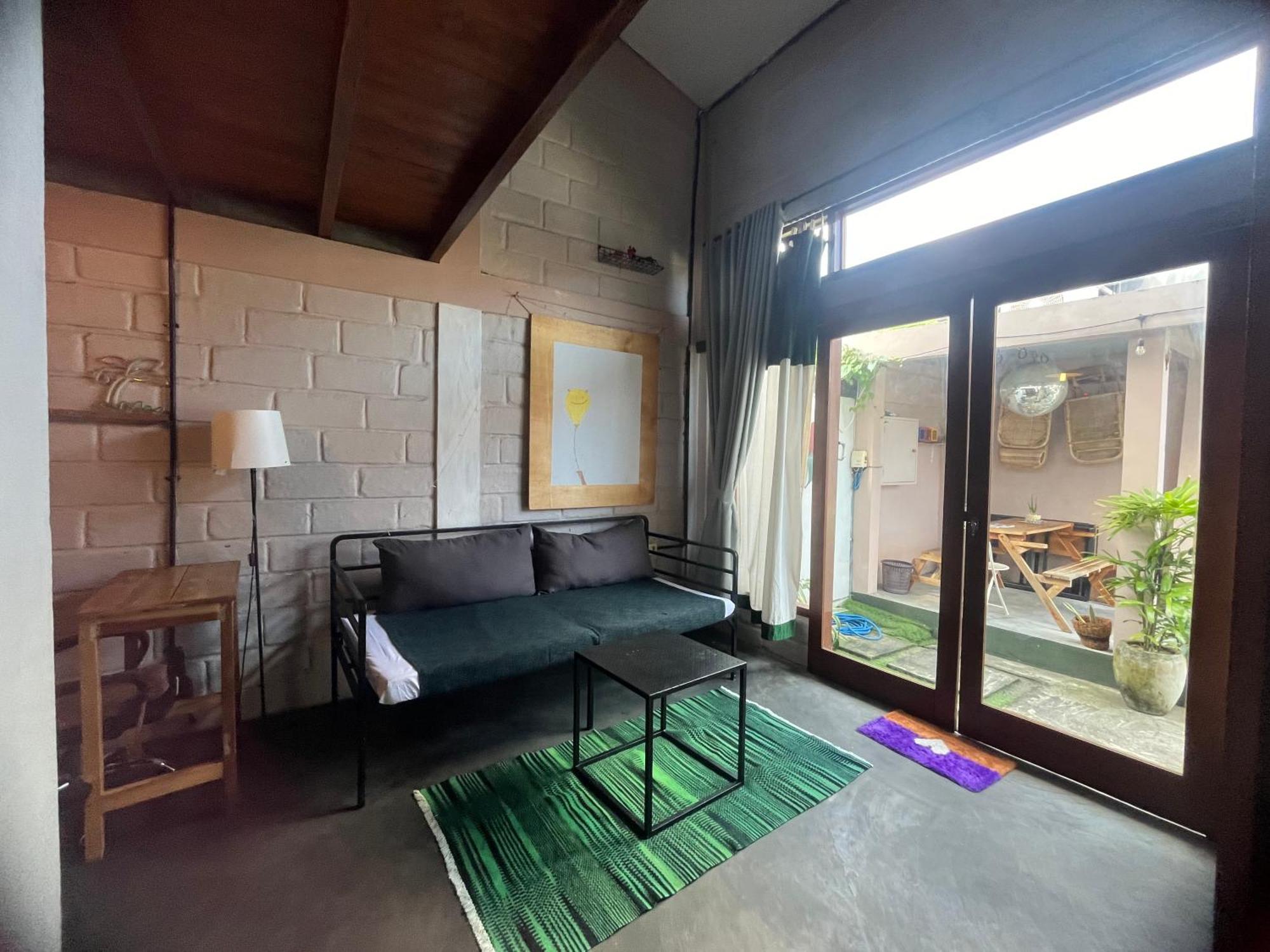 Surf Loft With Private Kitchen And Shared Pool Canggu